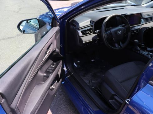 Used 2025 Toyota Camry LE FWD image 10