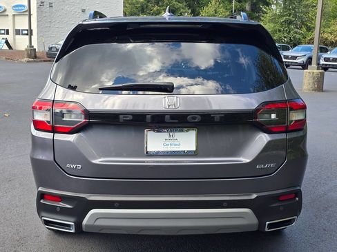 Certified 2025 Honda Pilot Elite image 28