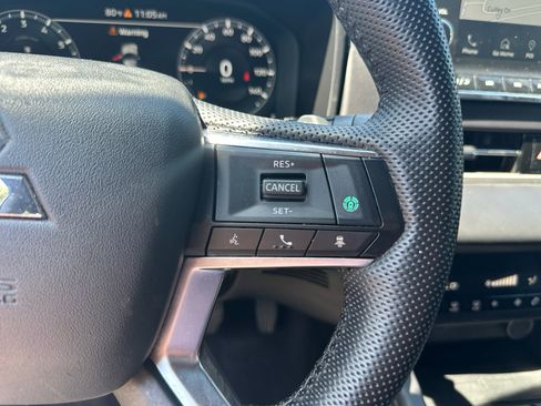 Used 2023 Mitsubishi Outlander SE Black Edition AWD/4WD image 20