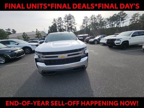 Used 2020 Chevrolet Silverado 1500 LT w/ All-Star Edition image 4