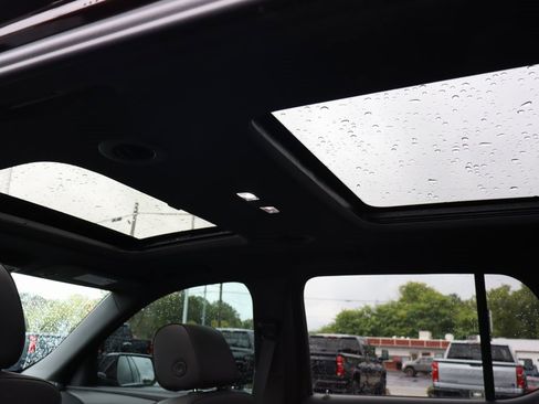 Used 2023 Chevrolet Traverse High Country w/ LPO, Floor Liner Package image 19