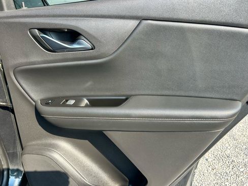 Used 2019 Chevrolet Blazer Premier w/ Sun and Wheels Package image 13