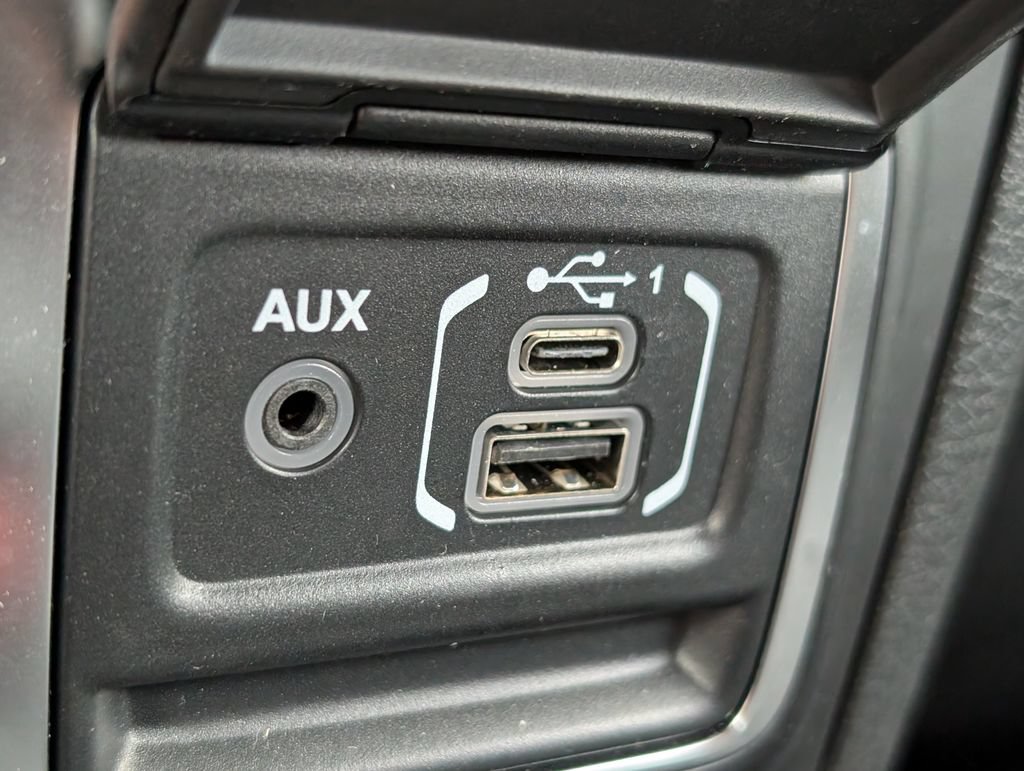 Used 2024 Jeep Wrangler Unlimited Sport AWD/4WD image 32