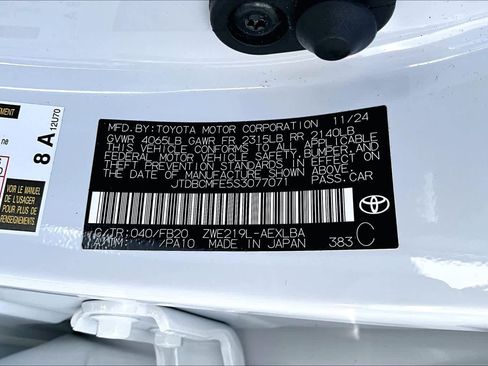 Certified 2025 Toyota Corolla LE image 32