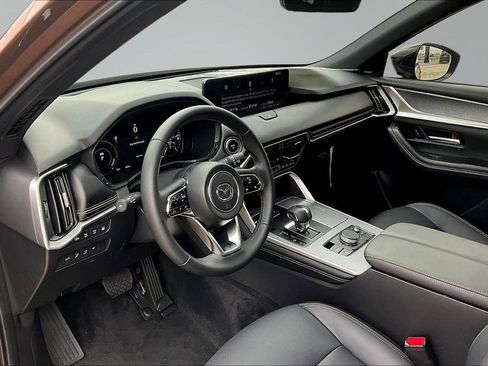 New 2025 MAZDA CX-70 Plug-In Hybrid w/ Premium Plus AWD/4WD image 8