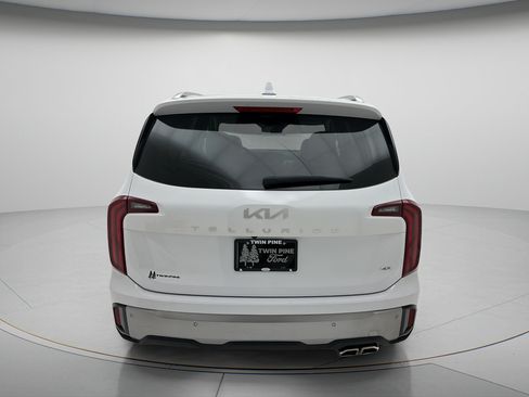 Used 2025 Kia Telluride S AWD/4WD image 6