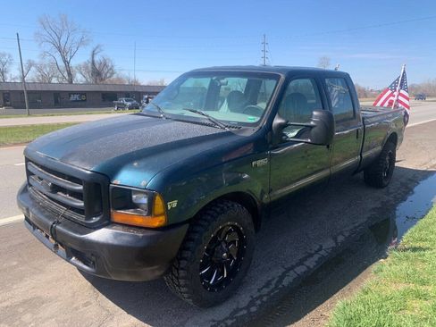 Used 1999 Ford F250 XLT RWD image 4