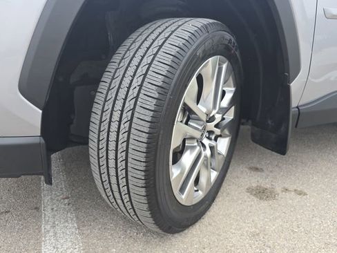 Certified 2025 Toyota RAV4 XLE Premium image 33