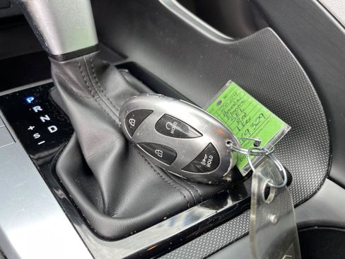 Used 2024 Hyundai Elantra SEL FWD image 34