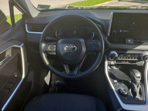 Certified 2025 Toyota RAV4 XLE w/ Convenience Package AWD/4WD image 18