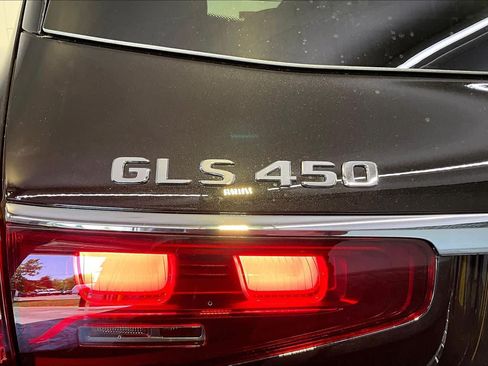 New 2026 Mercedes-Benz GLS 450 4MATIC image 6