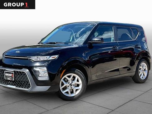 Used 2021 Kia Soul S FWD image 1