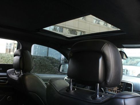 Used 2014 Jeep Grand Cherokee Summit image 21