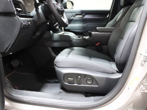 New 2026 GMC Terrain AT4 w/ Convenience Package III AWD/4WD image 19