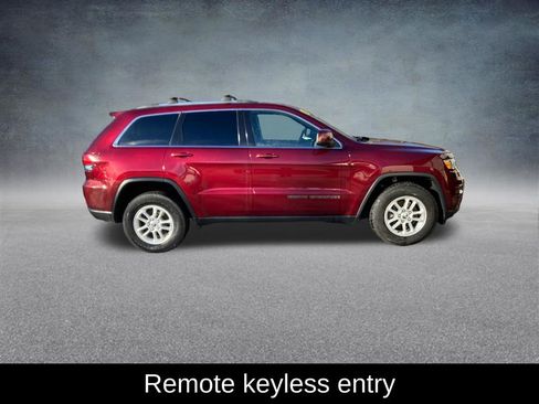 Used 2020 Jeep Grand Cherokee Laredo image 8