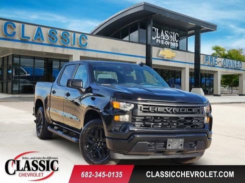 Used 2026 Chevrolet Silverado 1500 Custom w/ Turbomax Blackout Package image 1