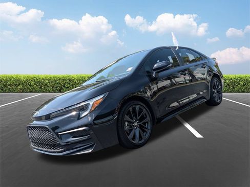 Used 2025 Toyota Corolla SE FWD image 10