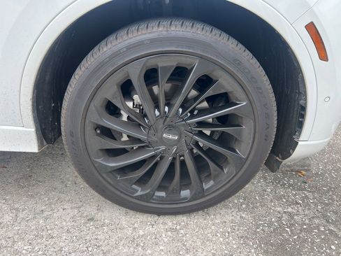 Used 2023 Lincoln Aviator Reserve w/ Equipment Group 201A image 4