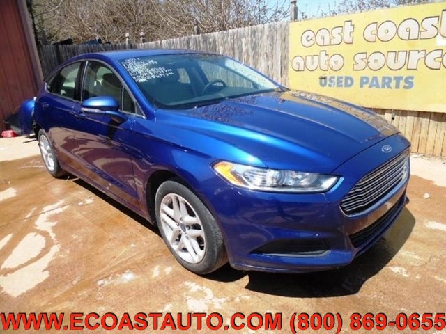 Used 2013 Ford Fusion SE FWD image 1