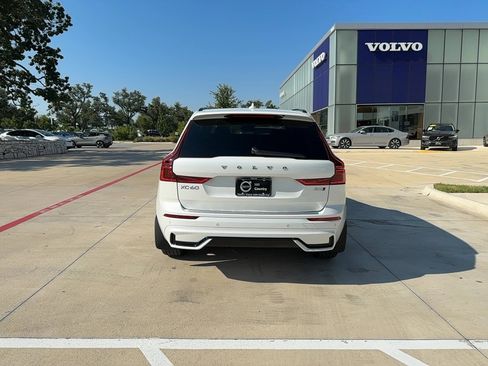 Used 2026 Volvo XC60 B5 Core w/ Protection Package Premier image 5