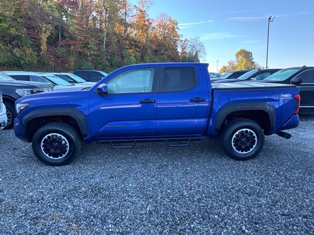 Used 2024 Toyota Tacoma TRD Off-Road AWD/4WD image 2