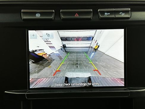 Used 2023 Ford F250 XL w/ FX4 Off-Road Package image 18