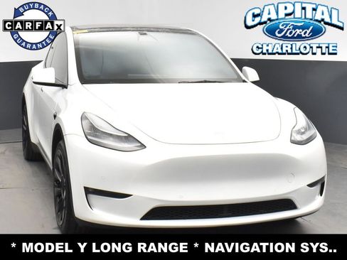 Used 2022 Tesla Model Y Long Range image 2