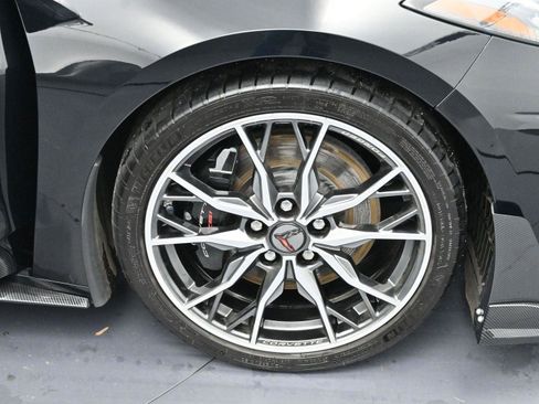 Used 2025 Chevrolet Corvette Stingray Premium Conv w/ Z51 Performance Package image 46