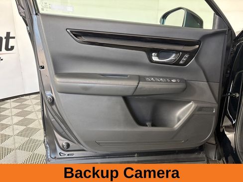 Used 2023 Honda CR-V Sport Touring image 9