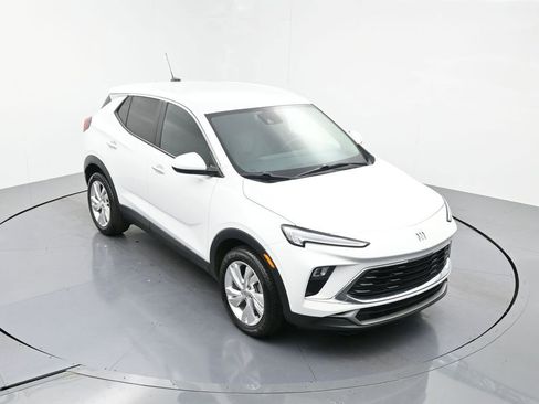 Used 2024 Buick Encore GX Preferred FWD image 18
