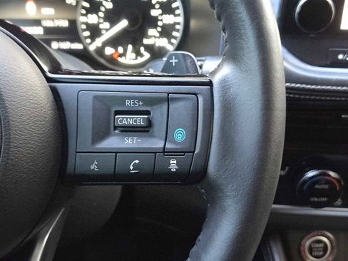 Used 2022 Nissan Rogue SL w/ SL Premium Package image 27