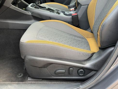 Used 2024 Subaru Crosstrek 2.5i Sport image 14