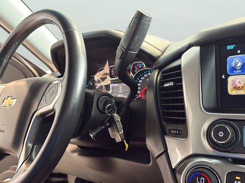 Used 2020 Chevrolet Tahoe LS RWD image 25