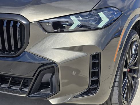 Used 2024 BMW X5 xDrive40i w/ M Sport Package image 7