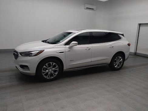 Used 2019 Buick Enclave Avenir w/ Avenir Technology Package image 2