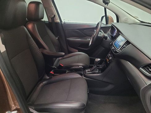 Used 2017 Buick Encore Preferred FWD image 21