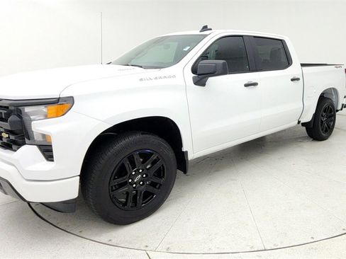 Certified 2026 Chevrolet Silverado 1500 Custom image 11