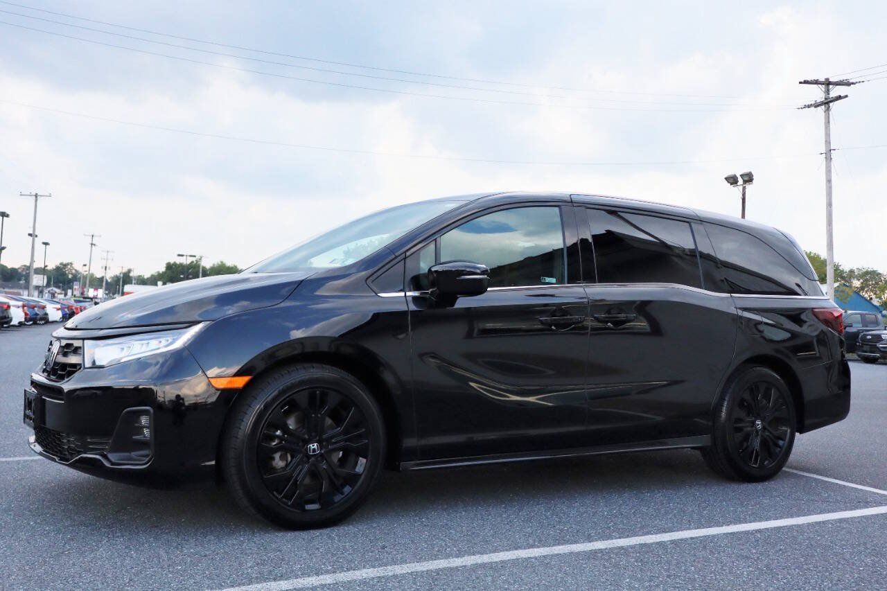 Used 2025 Honda Odyssey Sport-L image 11