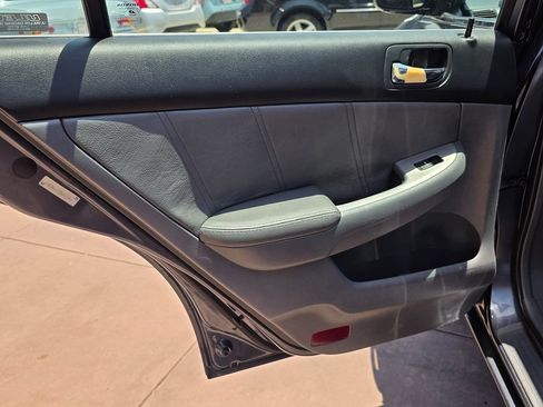 Used 2003 Honda Accord EX image 21