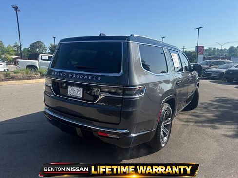 Used 2024 Jeep Grand Wagoneer Series I w/ HD Trailer Tow Package image 8