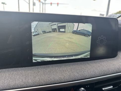 Used 2025 Nissan Kicks SV AWD/4WD image 21