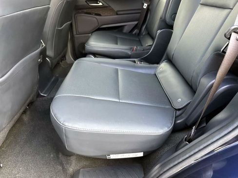 Used 2025 Lexus GX 550 w/ Accessory Package (Z1) AWD/4WD image 14