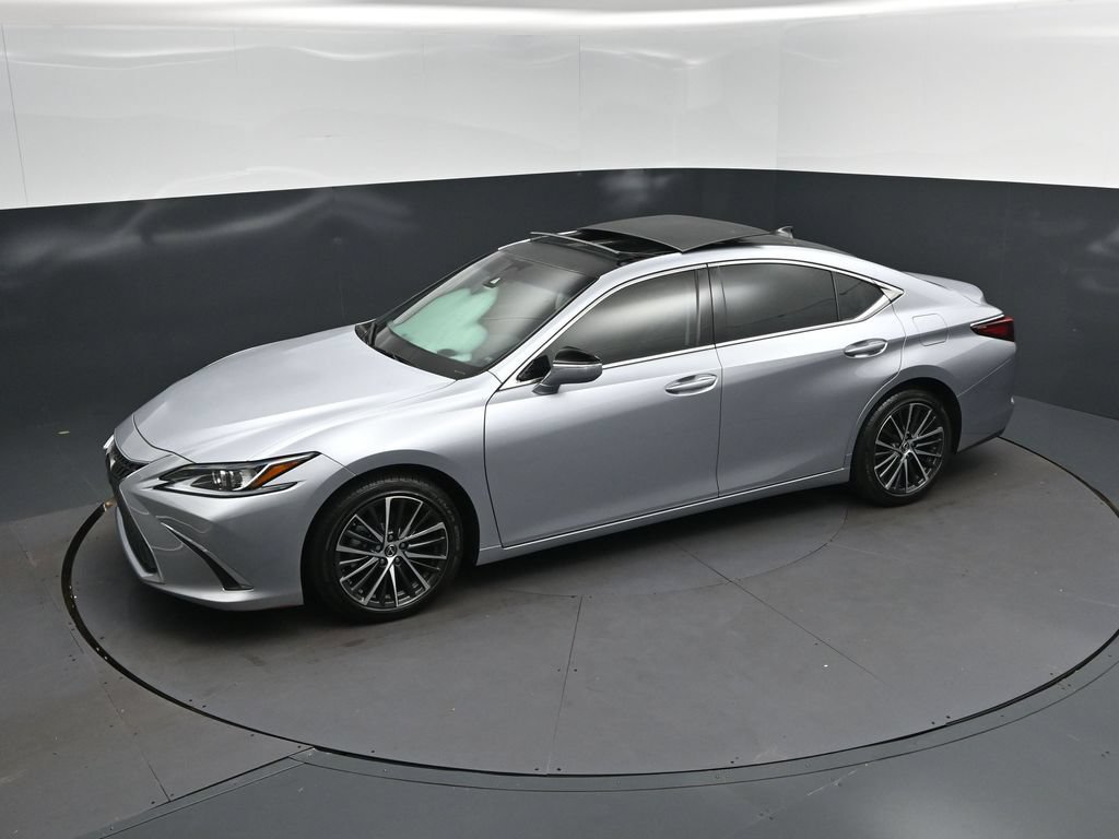Used 2025 Lexus ES 350 w/ Premium Package FWD image 30