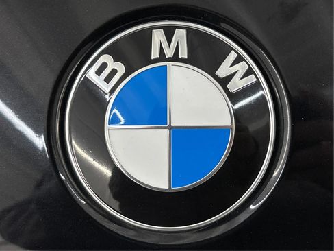 Used 2017 BMW 550i Gran Turismo xDrive AWD/4WD image 34