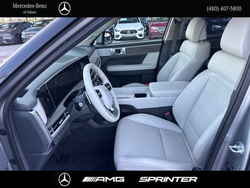 Used 2024 Hyundai Santa Fe Limited AWD/4WD image 8