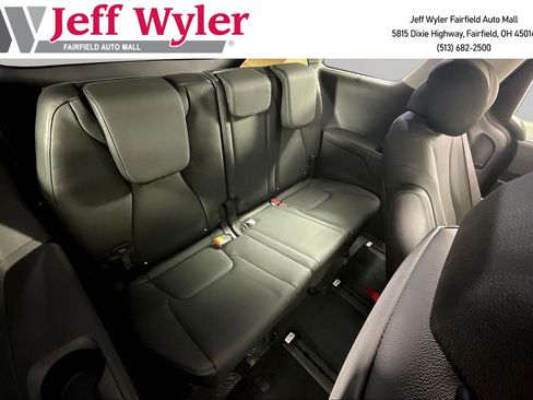 New 2026 Kia Carnival SX Prestige FWD image 21