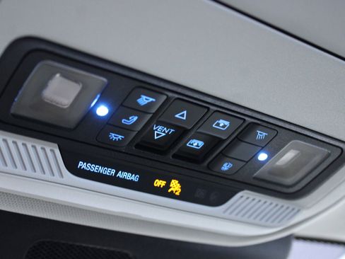 Used 2025 Ford Expedition Max Platinum AWD/4WD image 26