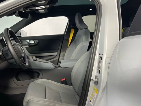 Used 2021 Polestar Polestar 2 w/ Performance Package image 17