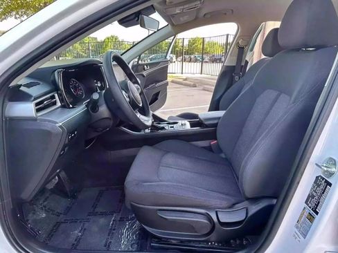 Used 2023 Kia K5 LXS FWD image 9