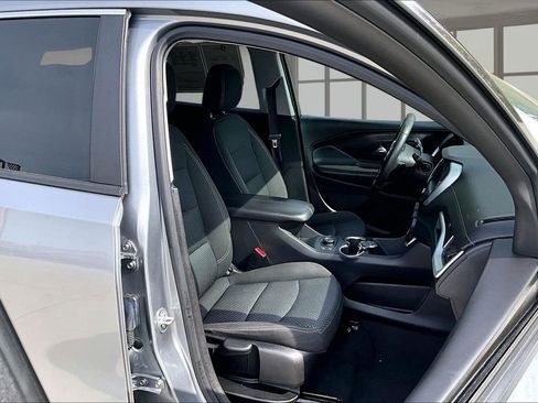 Used 2023 GMC Terrain SLE w/ Driver Convenience Package AWD/4WD image 8